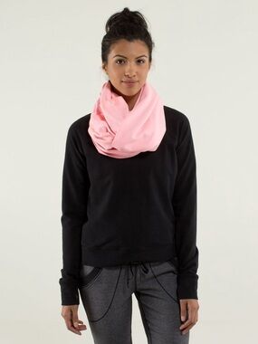 Lululemon Vinyasa Scarf In Bleached Coral Pink
